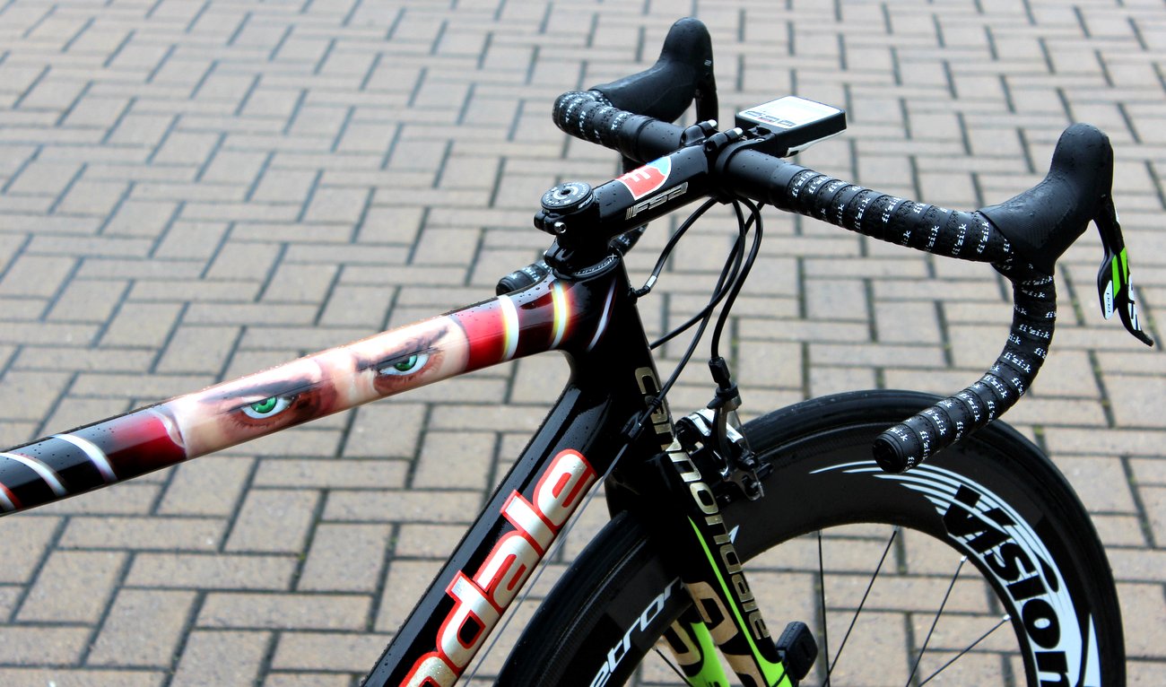 Peter Sagan trug seit der 3. Etappe das Grüne Trikot und konnte auf der Tour de France 2014 einige Top-5 Plätze einfahren. Allerdings konnte er auf dieser Tour keinen Etappensieg einfahren.