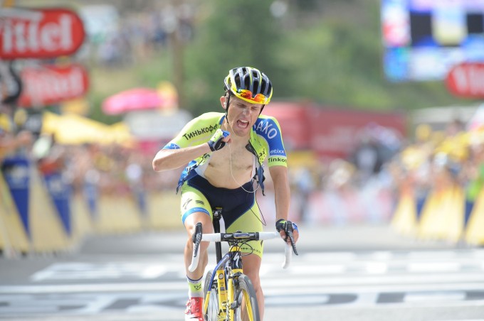 14. Etappe - im Kampf um das Bergtrikot kämpft Etappensieger Rafal Majka (Tinkoff-Saxo) aus Polen seinen Dauerkonkurrenten "Purito" Rodriguez nieder und holt sich Sieg und Trikot. (Foto: Sirotti)