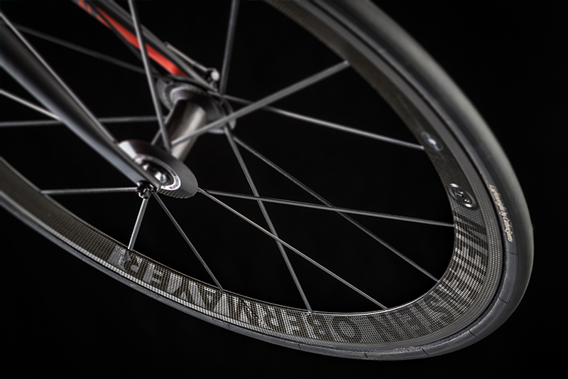 canyon-ultimate-cf-slx-80-superlight-02