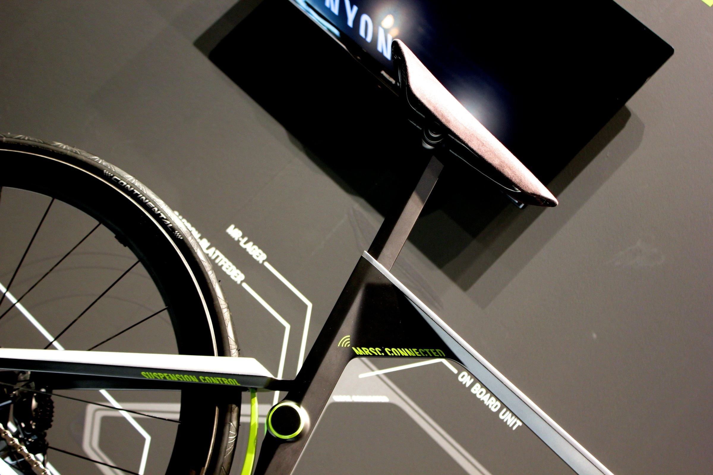 Das Canyon MRSC versucht mit Federung und viel Sensorik zu Punkten.