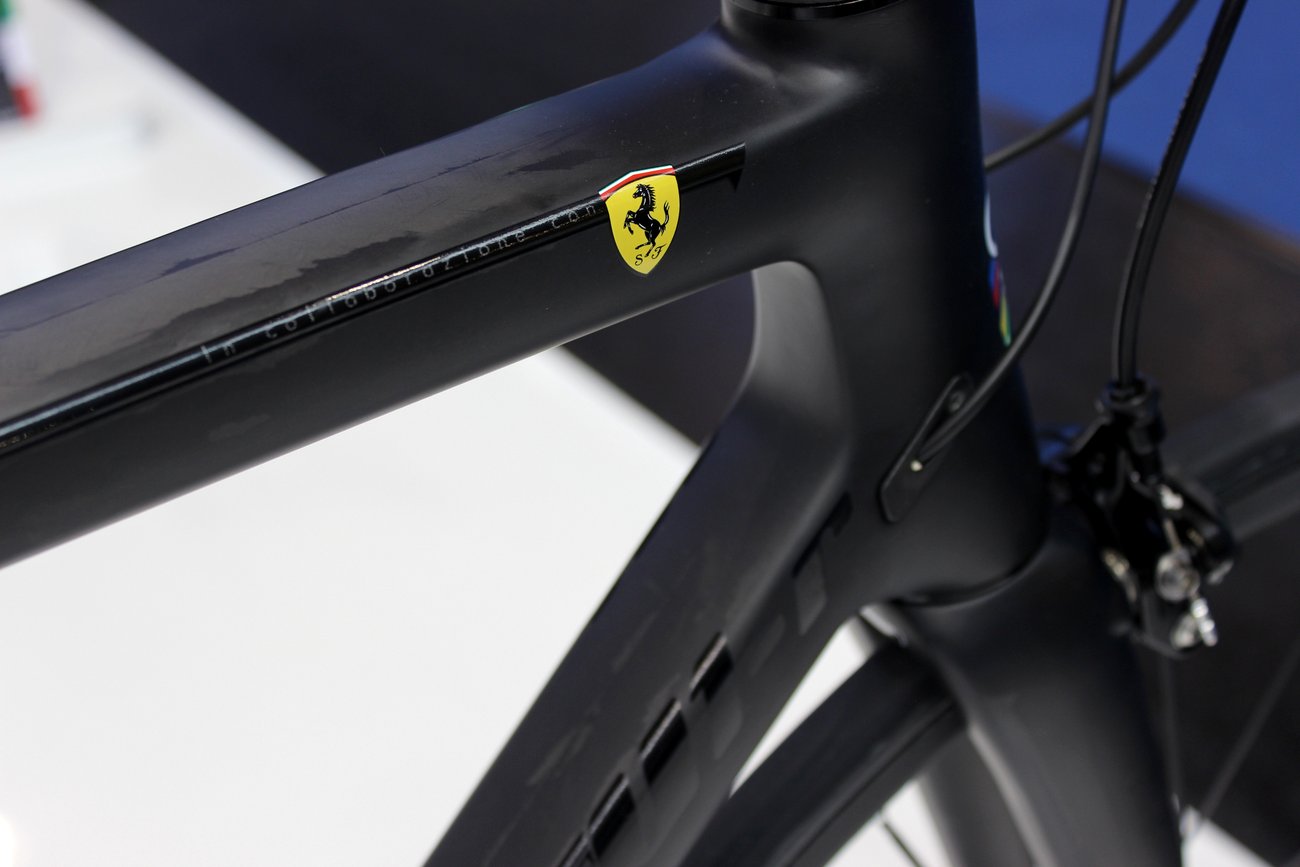 Das Colnago V1-R wirkt auf den ersten Blick nicht wirklich aerodynamisch. Doch der erste Eindruck täuscht.