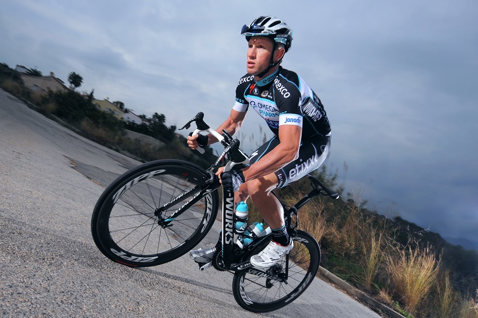 Renshaw ist im ganzen Peloton beleibt. (Foto: Sirotti)