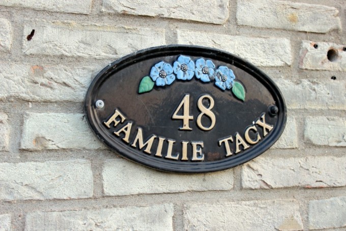 Bis heute ist Tacx ein Familienunternehmen geblieben. Koos Tacx, der heute 78 Jahre alt ist, kommt noch immer Tag für Tag pünktlich um sieben Uhr morgens in die Firma. Seine Söhne, Peter und Koos, haben das Tagesgeschäft übernommen. Inzwischen arbeitet auch Simon, ein Familienmitglied in dritter Generation, im Betrieb.