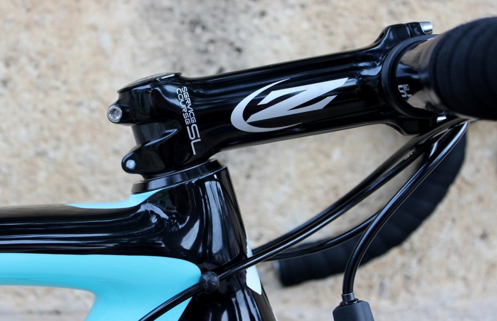 Der Vorbau kommt auch von Zipp. 