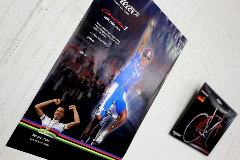 Bei Wilier finden wir auch Poster von Alessandro Ballan.