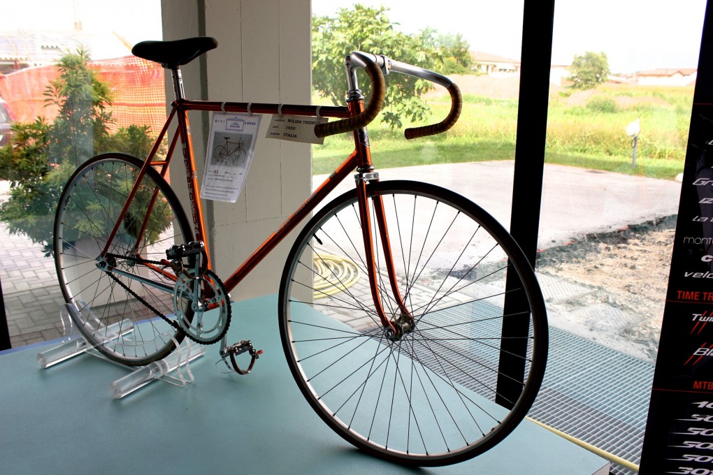 Wiliers früheres Markenzeichen: kupferfarbene Rahmen.