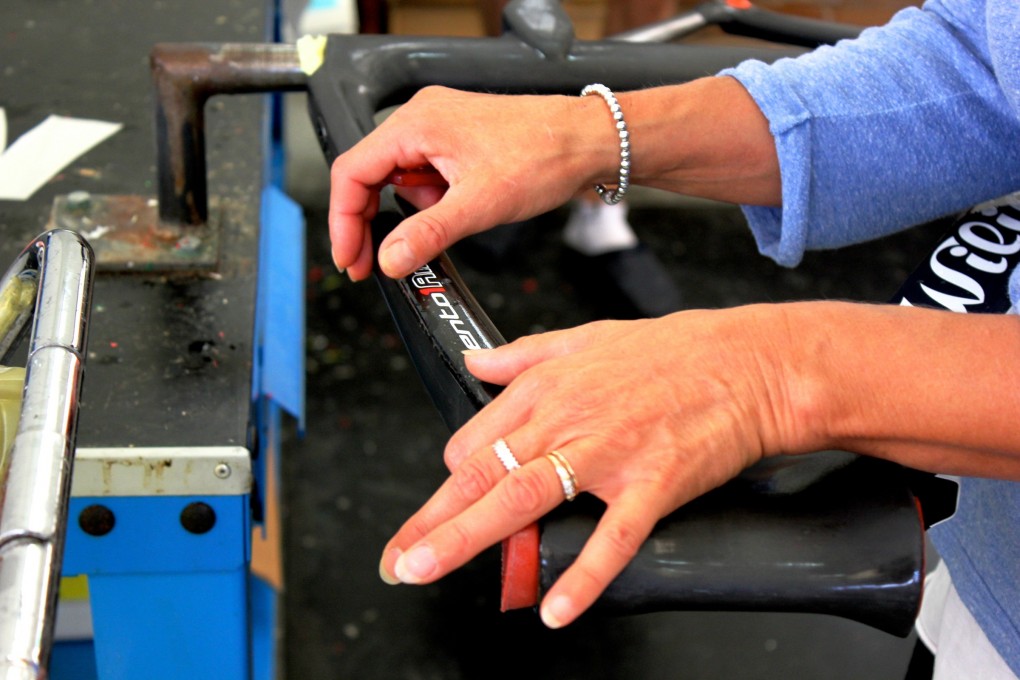 Der neue Rahmen wird optisch aufbereitet.