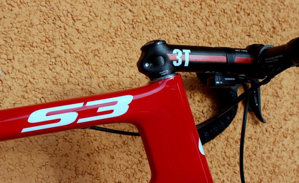 Profis fahren meistens kleinere Rahmengrößen. Auch Millar ist da keine Ausnahme. Mit seinem 58cm-Rahmen.