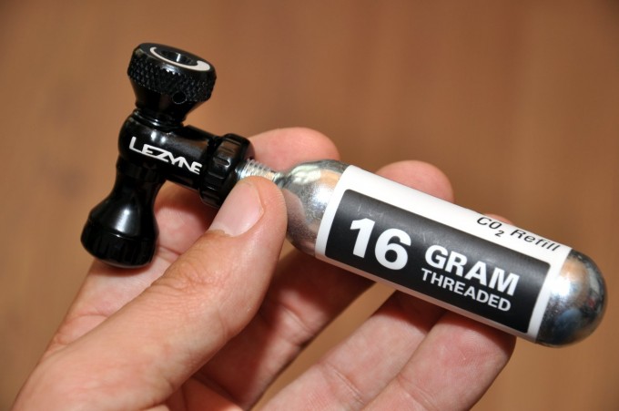 co2-pumpe-handhabung