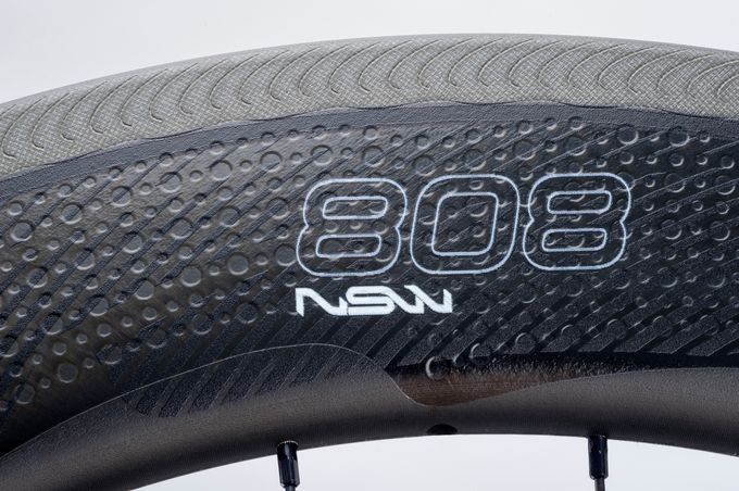 02_Zipp 808 NSW Laufrad