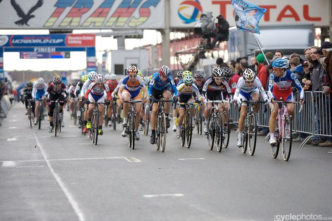 Die Vorbereitung, der richtige Gang, die Position der Kurbel und deine Körperhaltung sind die Schlüssel-Faktoren für einen guten Start. (Foto: Balint Hamvas)
