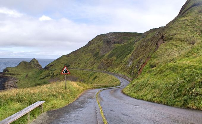 Die Giants Causeway Coastal Road im Norden Irlands beweist, dass die besten Rennrad-Strecken nicht zwingend Bergpässe sein müssen. (Foto: Bill Anderson, via Flickr Creative Commons)
