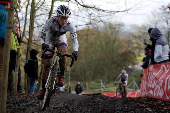 In der Regel wirst du im Cyclo-Cross selten die Gelegenheit haben, eine bestimmte Intensität für einen längeren Zeitraum aufrecht zu erhalten. (Foto: Balint Hamvas)