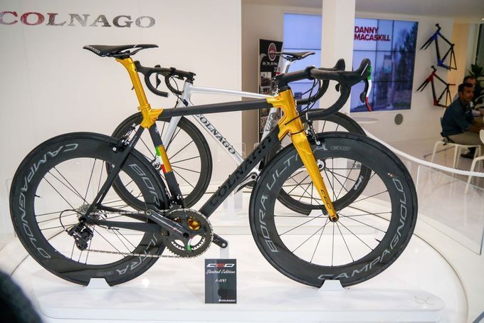 Colnago wird 2016 auch mit einer Disk-Version seines Flagschiffs auf dem Markt vertreten sein – dem Colnago C60 Disc.