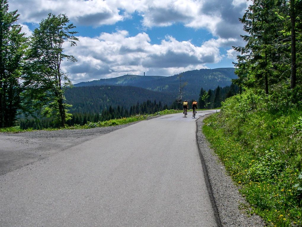 Kurze Fluchten aus dem Alltag in einer der schönsten Radfahrgegenden Deutschlands. Das ist das Angebot von Rennradfluchten. Foto: Karl Schweier