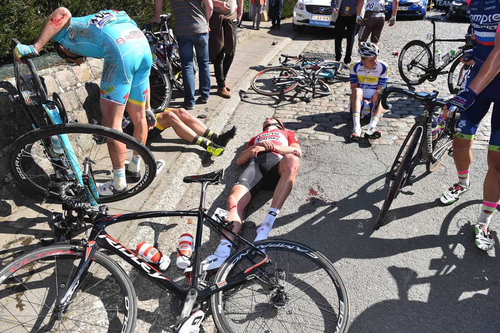 Falndern Rundfahrt 2016 Crash, Foto: Sirotti