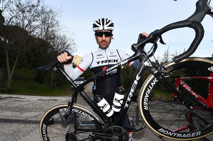 Fabian Cancellara fuhr das neue Domane SLR bei der Strade Bianche zum Sieg und wurde bei der Flanderntour zweiter.