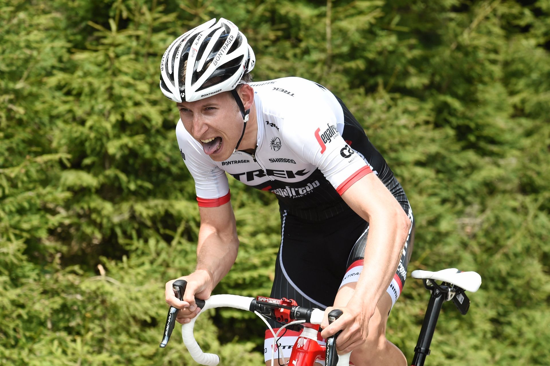 Bauke Mollema kämpft um jedes Sauerstoffmolekül. Der Fahrer von Trek-Segafredo beendete das Zeitfahren als 15. Foto: SIrotti