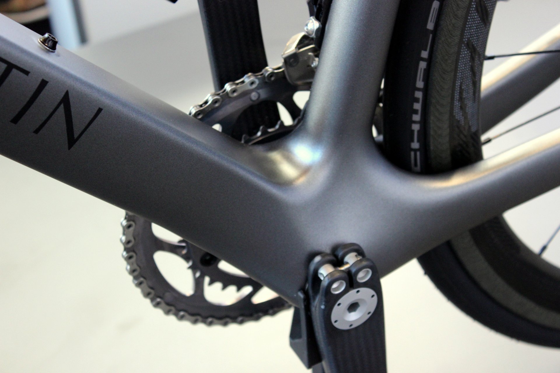 (Sonderedition des Storck Fascenario .3 Platinum mit THW-Kurbelgarnitur (Foto: George Scott / Factory Media)