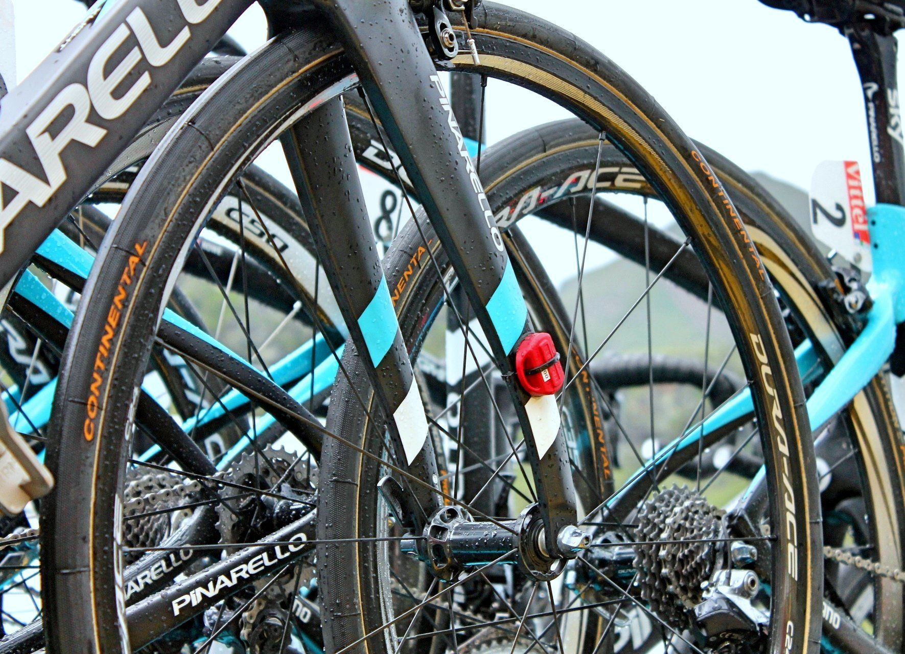 Chris Froomes Pinarello Dogma F8Xlight