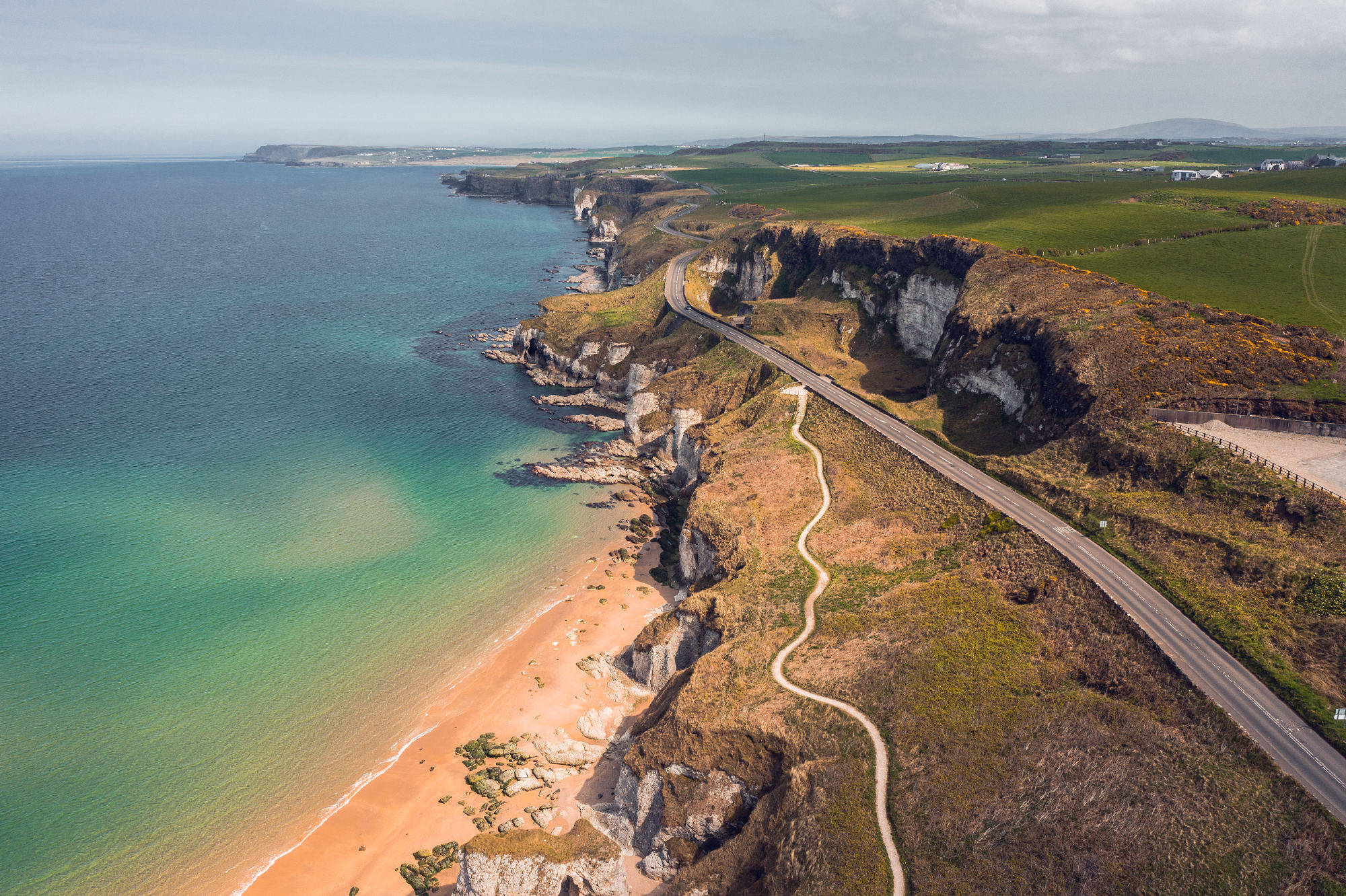 Orte wie die White Cliffs bieten alle paar Meter eine neue sensationelle Aussicht.