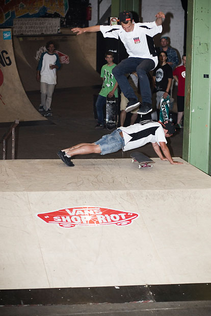 Vans Shop Riot 2012