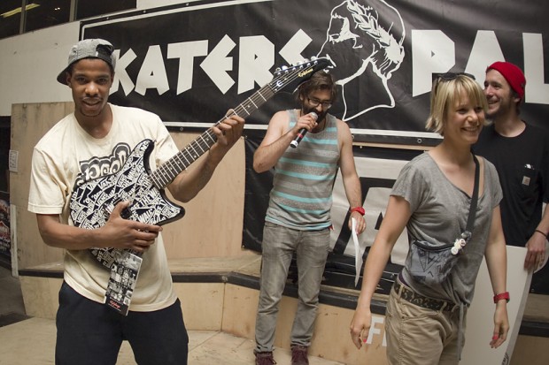 Vans Shop Riot 2012