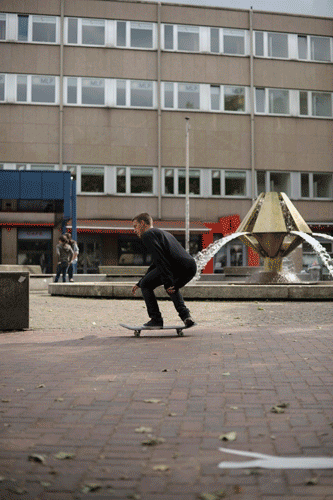 Daniel Spiegel Bs 180 Fakie Nosegrind