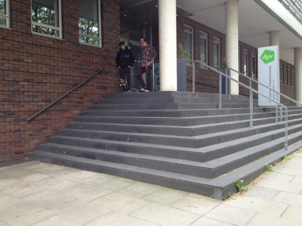 All along the A7 - Unitedskateboardartists und Über Skateboards Tour