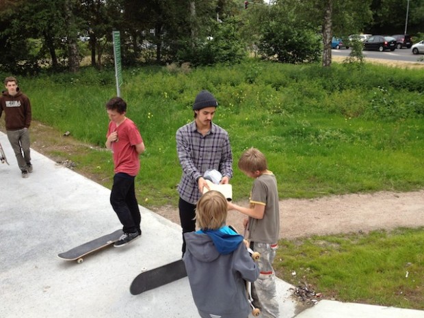 All along the A7 - Unitedskateboardartists und Über Skateboards Tour