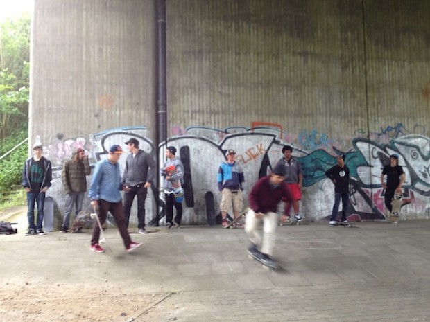 All alont the A7 – Unitedskateboardartists und Über Skateboards Tour