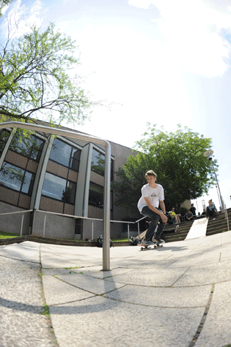 Unitedskateboardartists und Über Tour All Along the A7