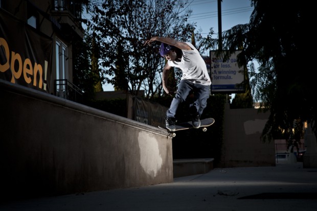 Stevie Back180NoseGrind