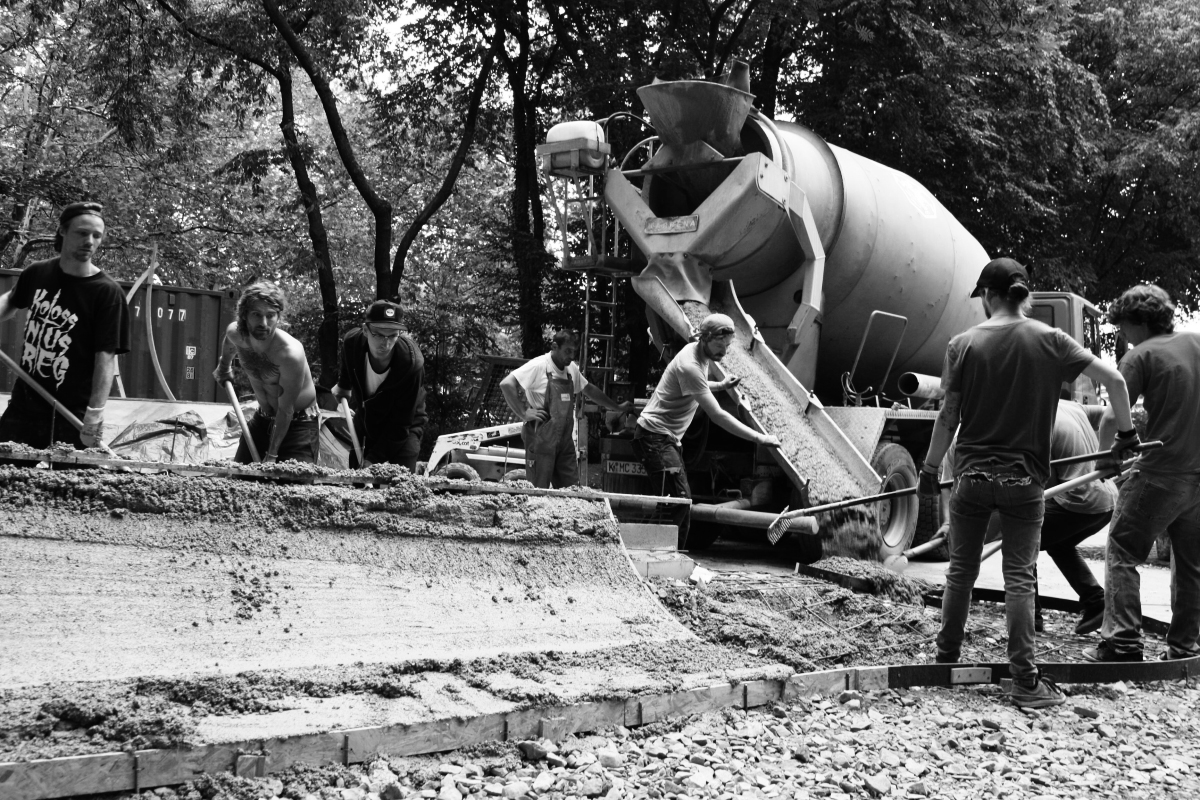 Cons_Hockeyplatz_Doku_byLeon63