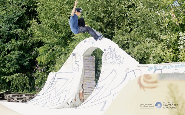 Jürgen Horrwarth – Monster Skateboard Magazine Wallpaper