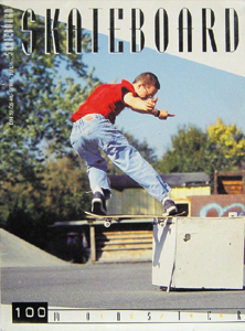 Zum 100. Jubiläum gab es die doppelte Coverpeitsche. Markus Müller verewigte sich und die Kölner Northbrigade auf einem Ausklappcover.