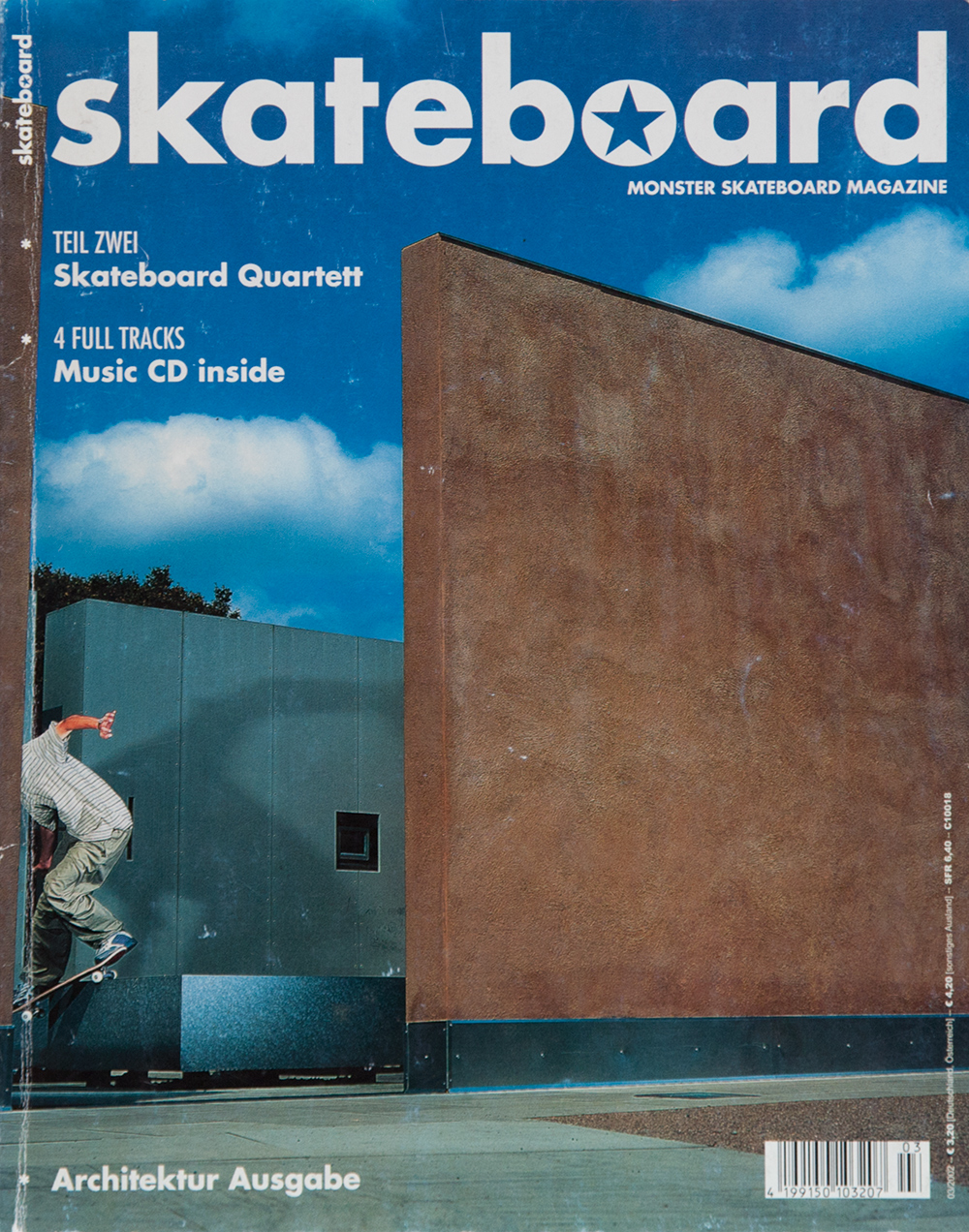 Für das Cover der legedären Architektur-Ausgabe wurde glatt einer geköpft. Armin Löwenstein bekam den Kopf abgeschnitten, war aber dafür später auf der Ausgabe #200 in voller Pracht zu sehen.