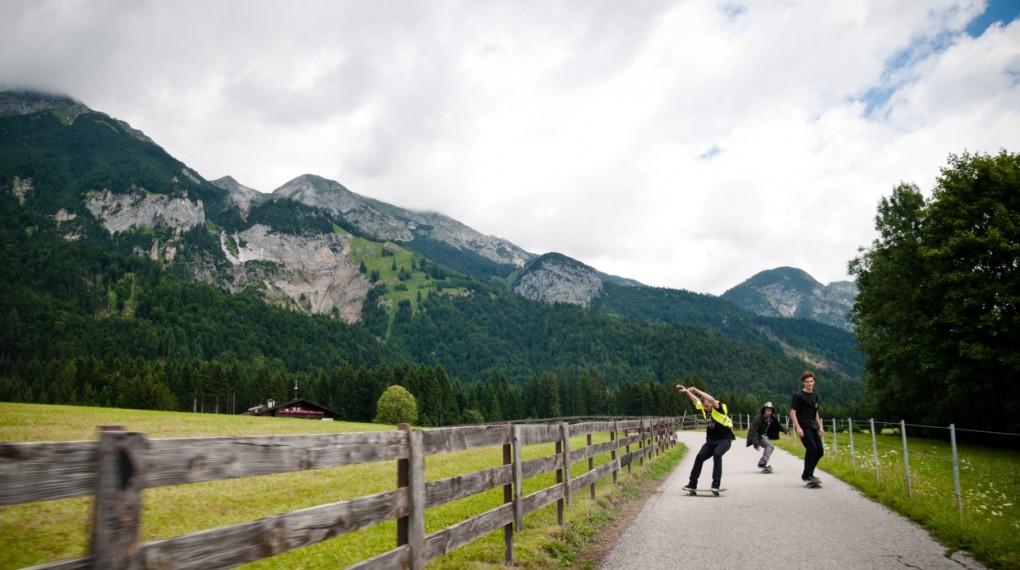 Downhill Alpen Style