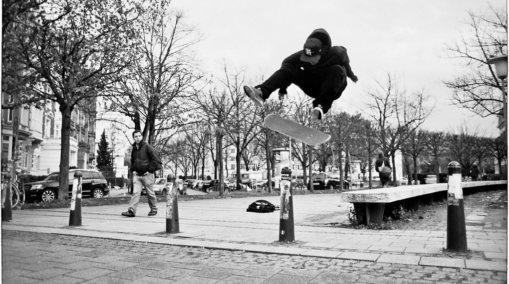 David Neier – Frontside Flip