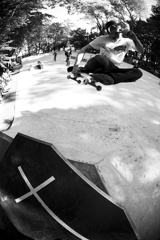 Andre Gerlich – Frontside 360 Tuckknee | Photo: Hendrik Herzmann