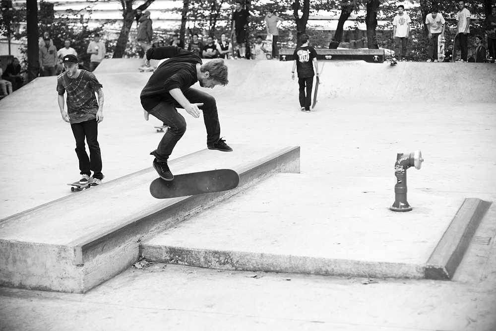 Wilko Grüning – Kickflip Backside Tailslide | Photo: Hendrik Herzmann