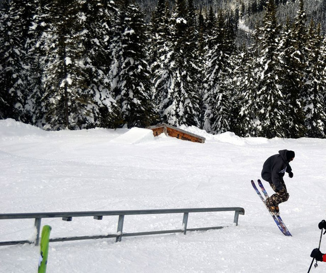 4qlsQg9UcnwxjjX0-iti394rklKjsUSywHy8vTjpSwY