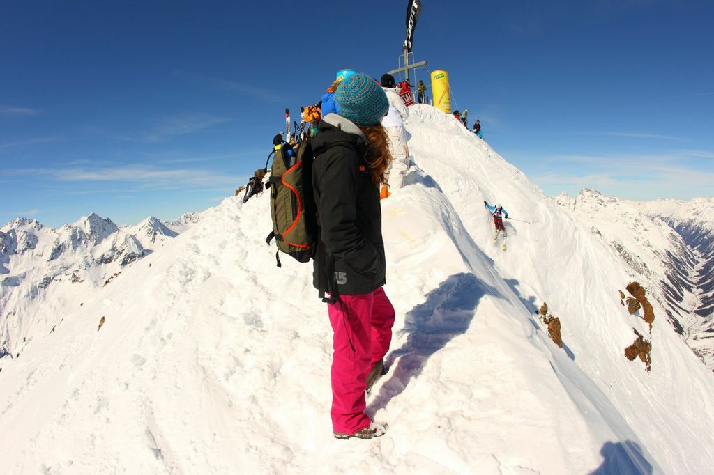 FDdSjuY06xFfByOu-sEhuNgNJC_mePGyxtlLJ2mKGBU