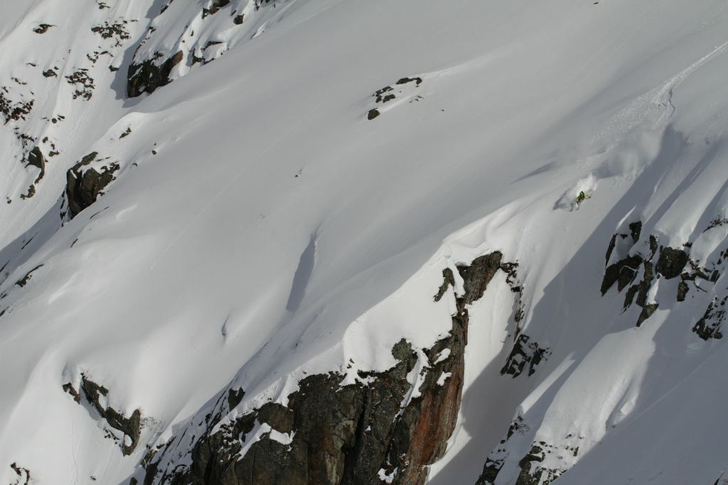 URsO0961OTDBHNrdYFdX7wobctwNNBRPKvYV0MizhfI