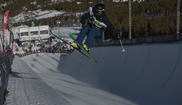 annalisa_drew_womens_ski_pipe_qualifying_ion_mountain_championships-1-2