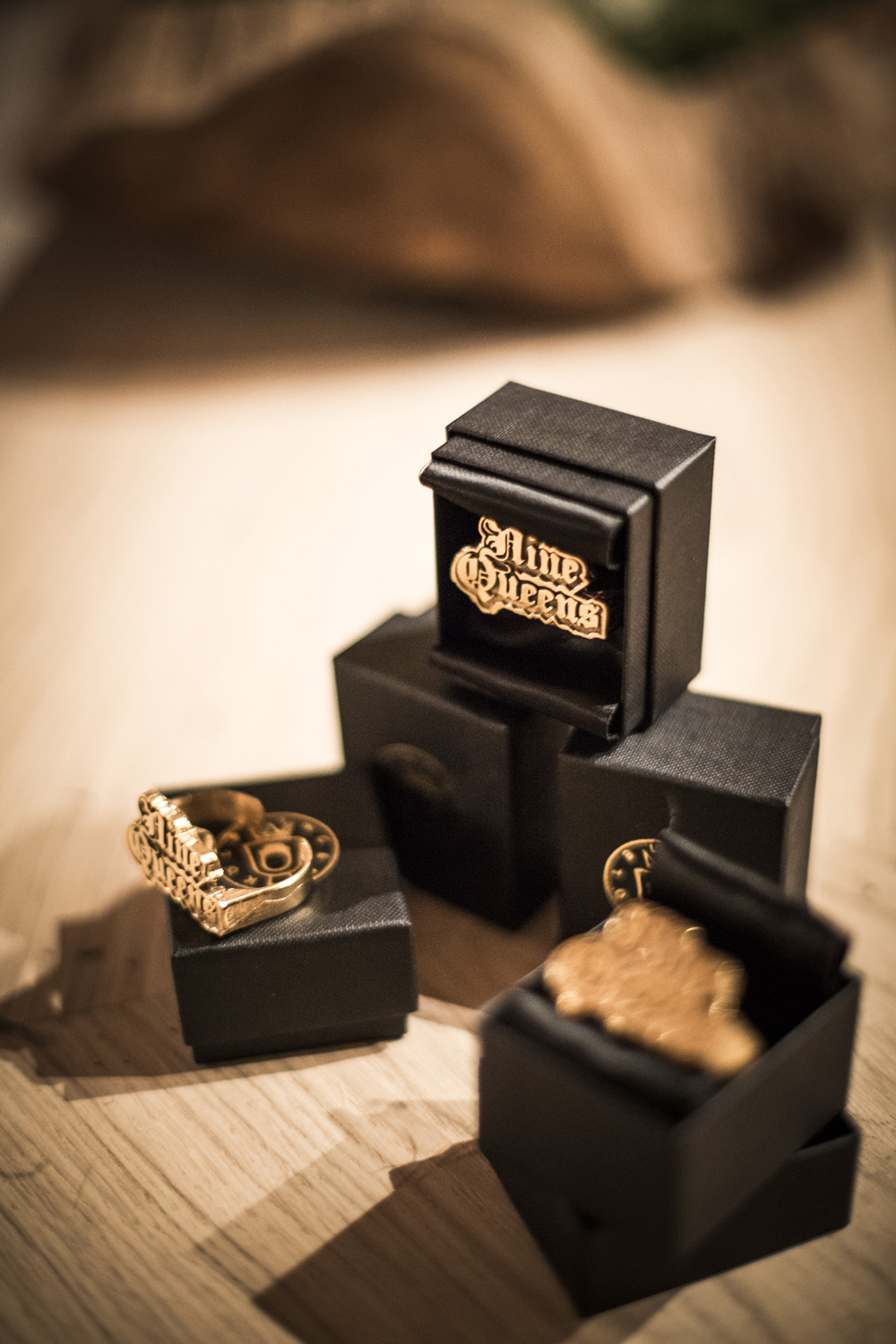 Rings_NineQueens_by_Schoech_small