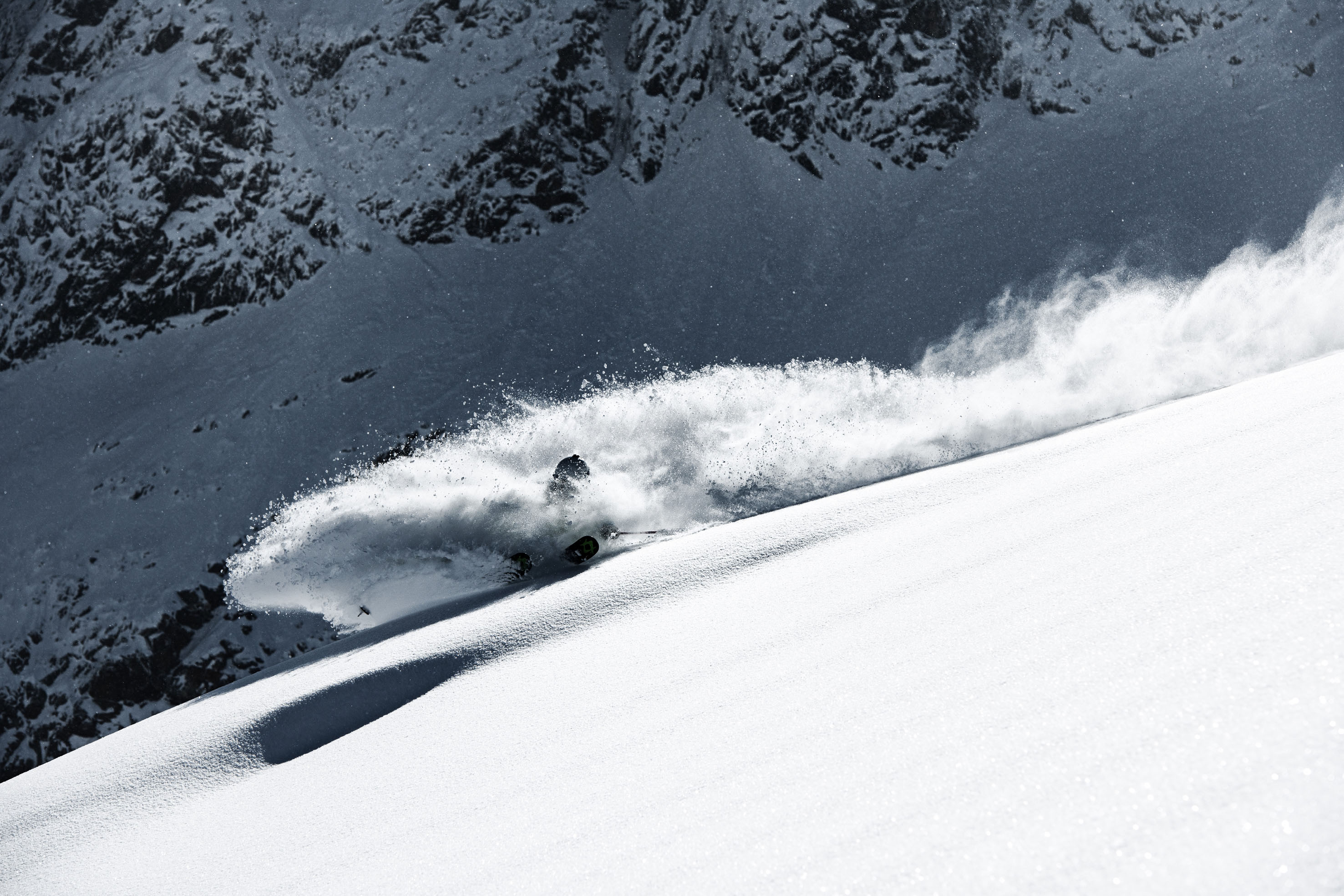 ©Stubaier Gletscher_Andre Schoenherr. Powder Department Stubaier Gletscher (7) 300dpi