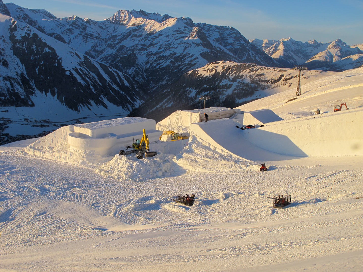 Nine Knights building process1