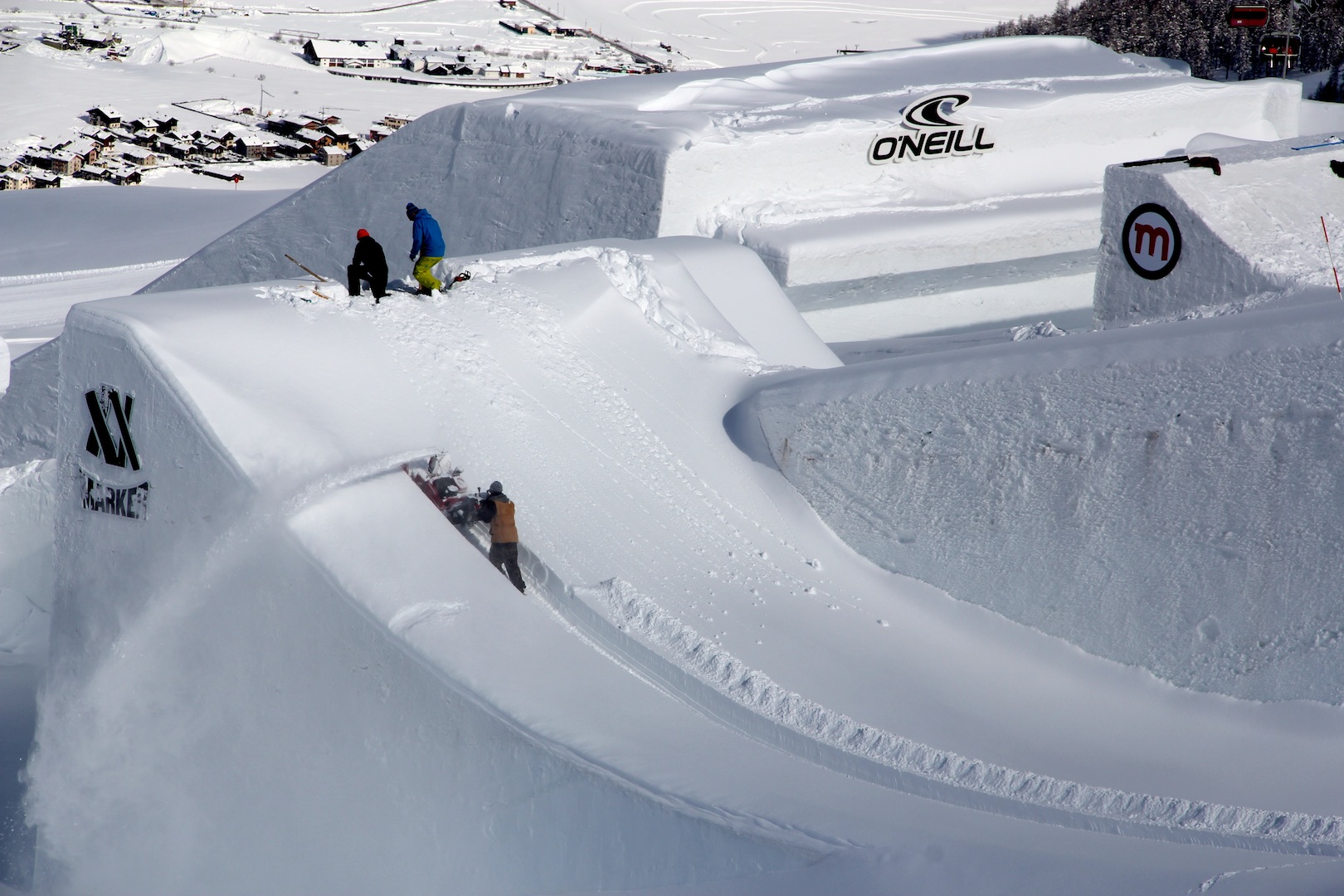 Nine Knights building process3