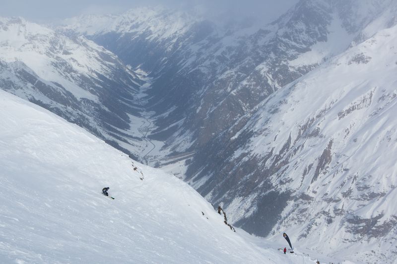 kaUGJbENTKwJAH6gIMzlf45GF19akxZJEhCE1PWcq-g